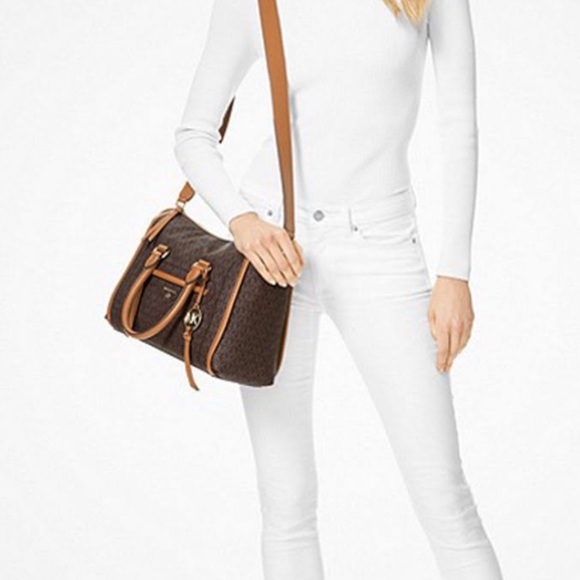 NWT - $726 MICHAEL KORS CARINE LARGE LOGO SIGNATURE SATCHEL + MATCHING WALLET - Picture 6 of 9